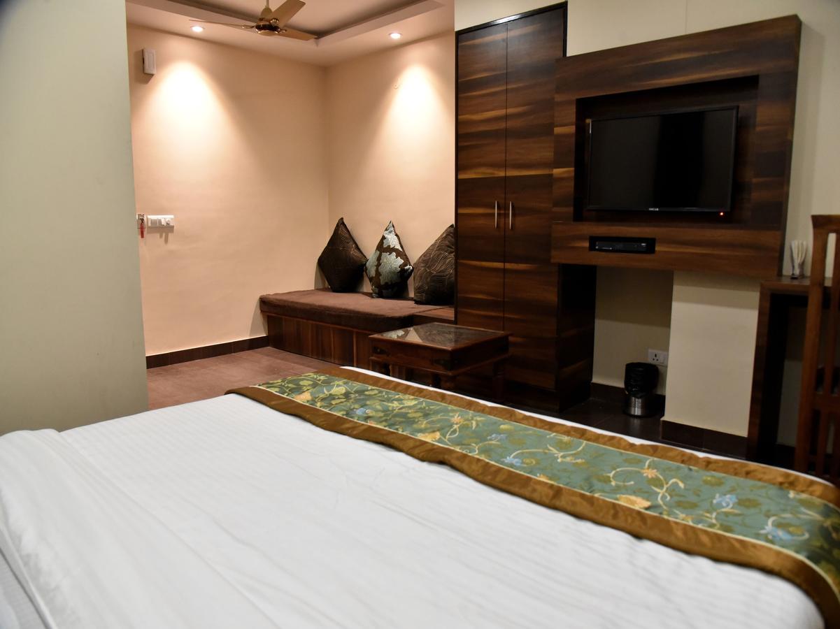 Rang Mahal Near International Airport Hotel Jaipur