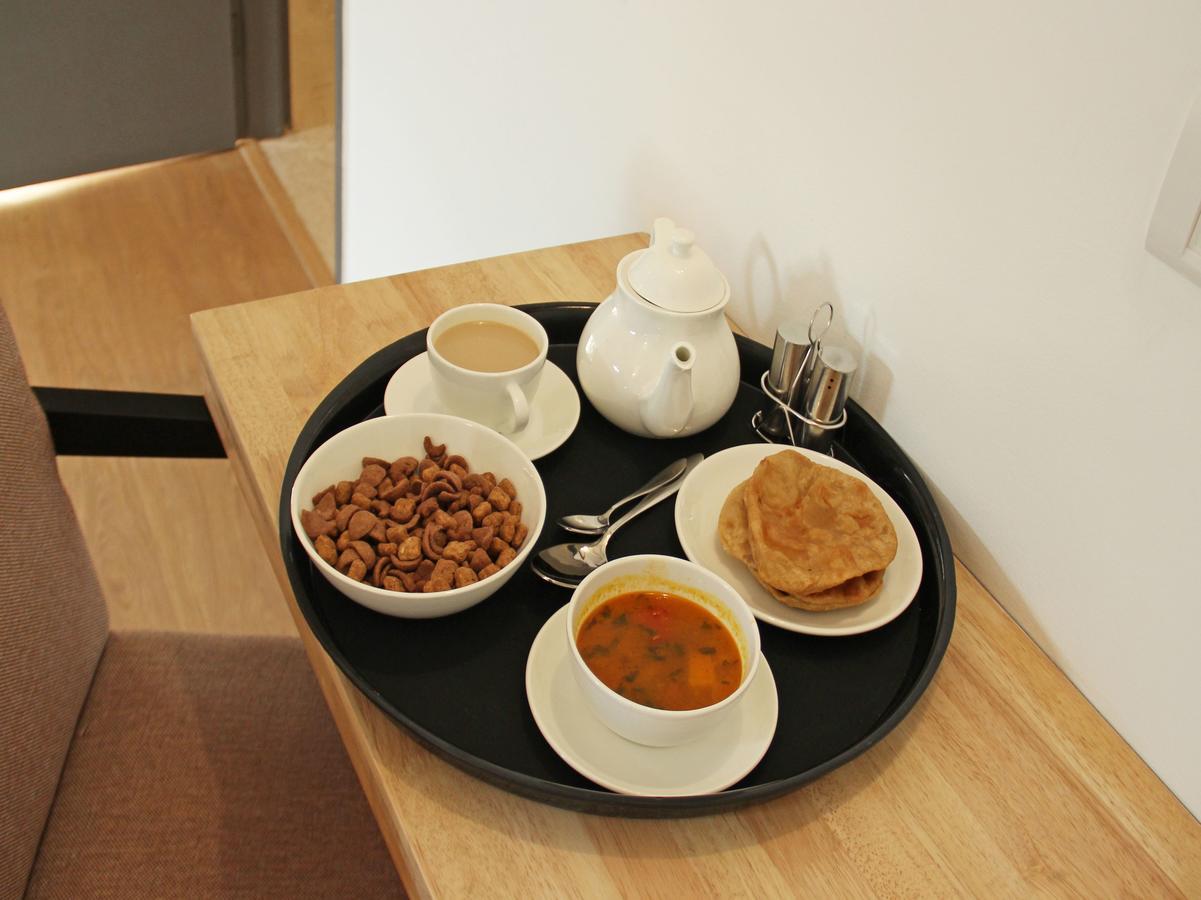 Hotel Rang Mahal Near International Airport